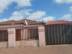 3 Bed House in African Jewel