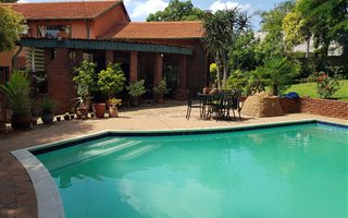 4 Bedroom House in Lynnwood Ridge