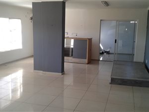 170 m² Office Space in Northmead