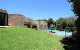 4 Bedroom House in Strathavon