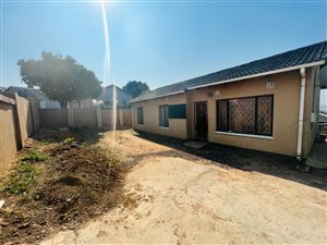 4 Bed House in KwaMashu