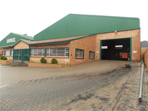 1078 m² Industrial space in Witbank Central