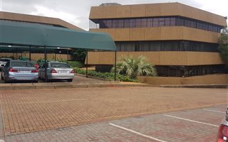 33 m² Office Space in Val de Grace