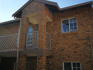2 Bed Flat in Garsfontein