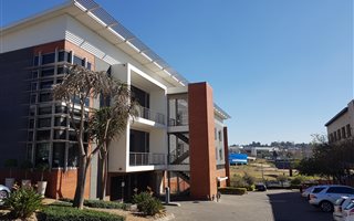 1200 m² Commercial space in Waverley
