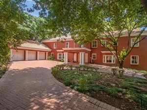 4 Bed House in Bryanston