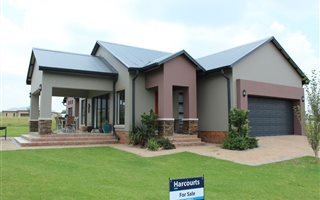 4 Bedroom House in Parys Golf Estate