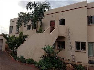 3 Bed Apartment in Magalieskruin