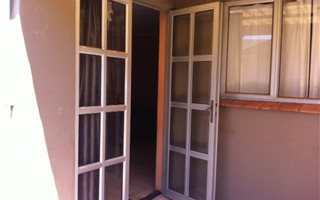 2 Bedroom House in Bluff