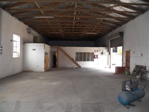 330 m² Commercial space in Richem