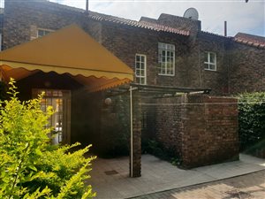 3 Bed Apartment in Waterkloof
