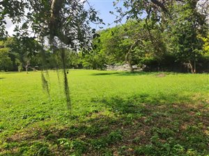 4000 m² Land available in Mposa