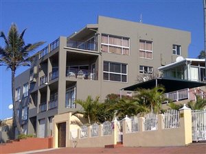 4 Bed Apartment in Scottburgh Central