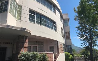 2 Bedroom Apartment in Claremont