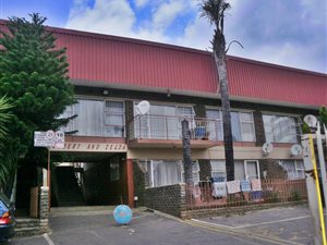 2 Bed Apartment in Krugersdorp Central