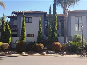 4 Bed House in Libradene