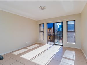 2 Bed Apartment in Klein Welgevonden
