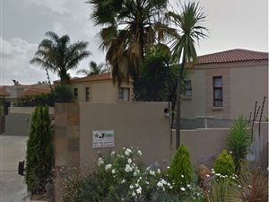 3 Bed Townhouse in Meyersdal