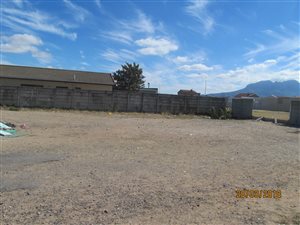 414 m² Land available in Rusthof