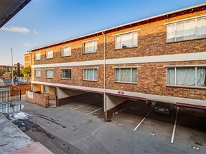 2 Bed Apartment in Kempton Park Central