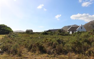 600 m² Land available in Bettys Bay