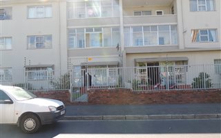 2 Bedroom Flat in Fairfield Estate