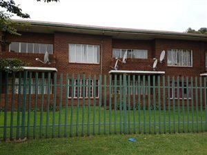 2 Bed Apartment in Germiston Central