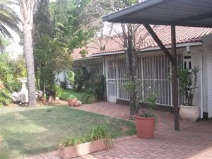 4 Bed House in Marlands