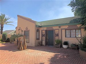4 Bed House in Flamwood