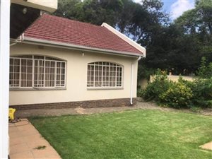 5 Bed House in Fairland