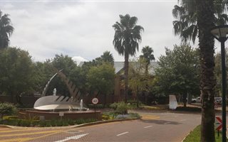583 m² Commercial space in Constantia Kloof