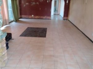 4 Bed House in East Lynne