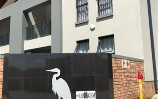 3 Bedroom Apartment in Summerset Estate