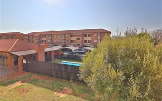 2 Bedroom Apartment in Onverwacht