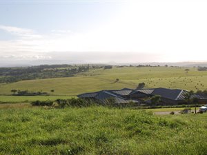 2500 m² Land available in Bisley