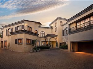 5 Bed House in Kyalami Estate