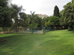 3 Bed Duplex in Meyerspark