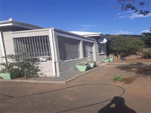 3 Bed House in De Aar