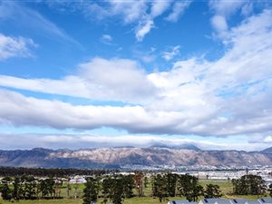 320 m² Land available in Somerset Lakes