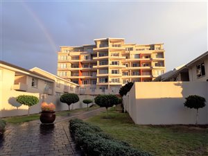2 Bed Apartment in Humewood