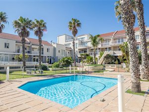 3 Bed Apartment in Harbour Island