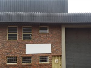 391 m² Industrial space in Strydompark