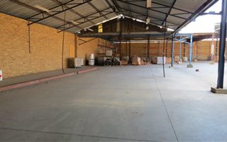 1691 m² Industrial space in Tulisa Park