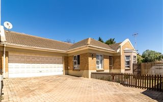 3 Bedroom Townhouse in D Urbanvale