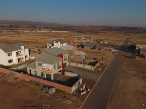 505 m² Land available in Zambezi Manor Estate