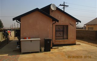 2 Bedroom House in Bram Fisherville
