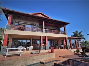 5 Bed House in Southbroom