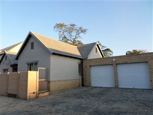 3 Bed Townhouse in Willow Park Manor