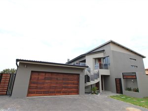 3 Bed House in Ruimsig