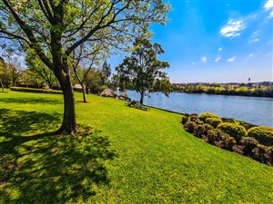 3 ha Farm in Parys